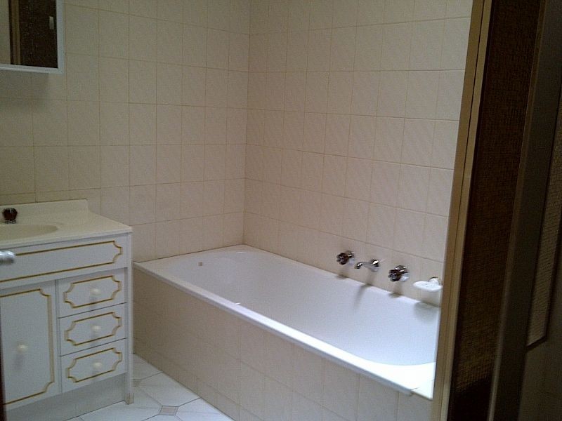 2/129 QUINN STREET, Deer Park VIC 3023