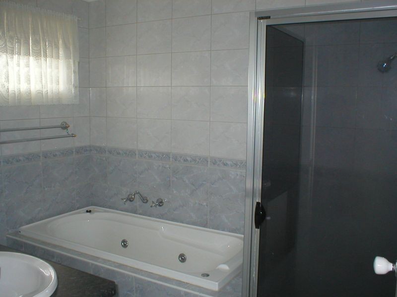 1 Goulburn Court, St Albans VIC 3021