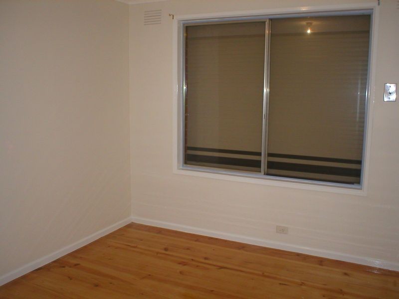 5 STENSON ROAD, Kealba VIC 3021