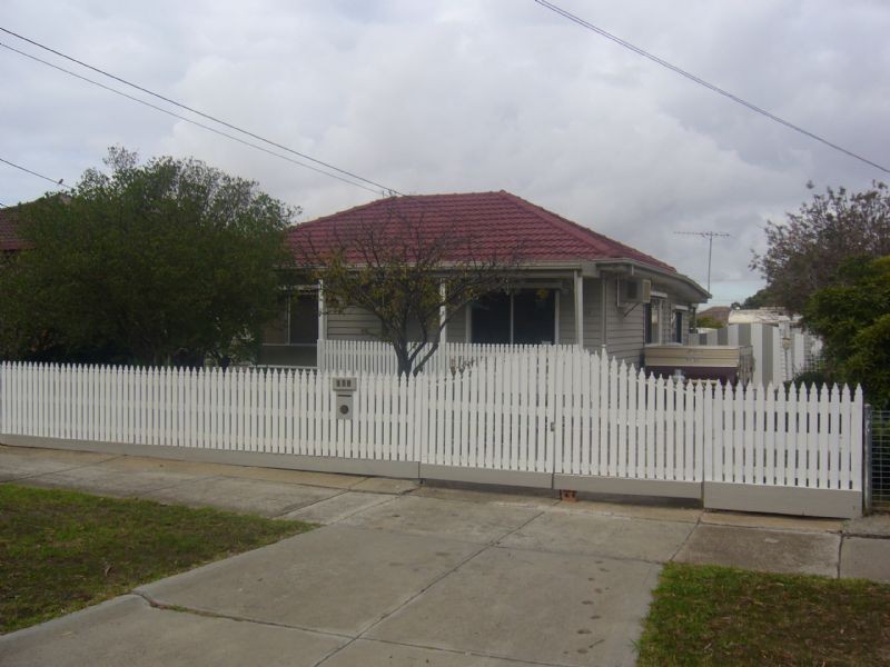 119 power street, St Albans VIC 3021