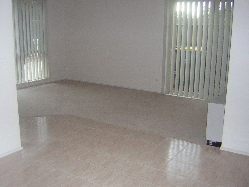 1/35 ELIZABETH, St Albans VIC 3021