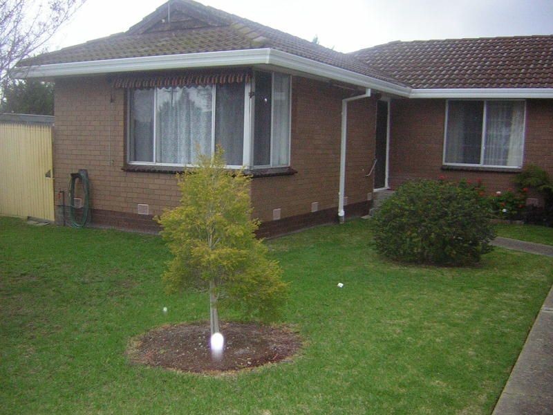6/11 HENRY STREET, St Albans VIC 3021