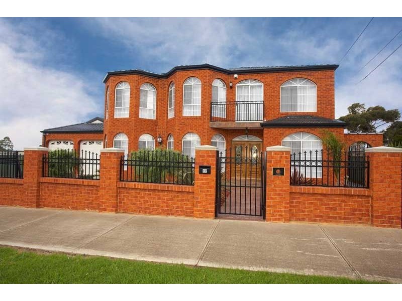 12 Stenson Road, Kealba VIC 3021