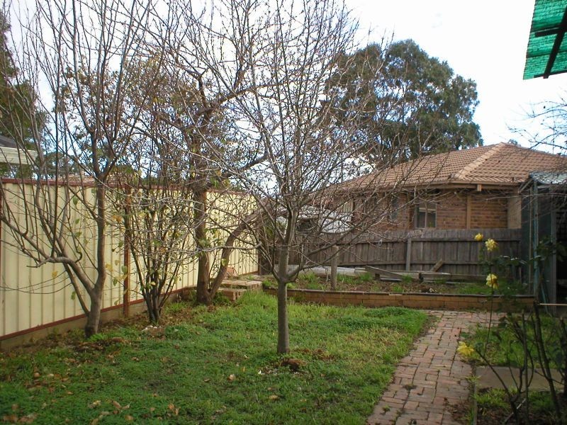 4 Tremaine Avenue, Kings Park VIC 3021