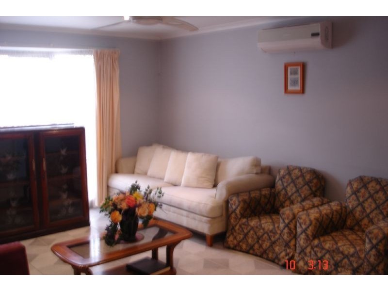 28 Currunghi Court, St Albans VIC 3021