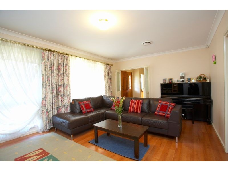 4 Cromer Place, Keilor Downs VIC 3038