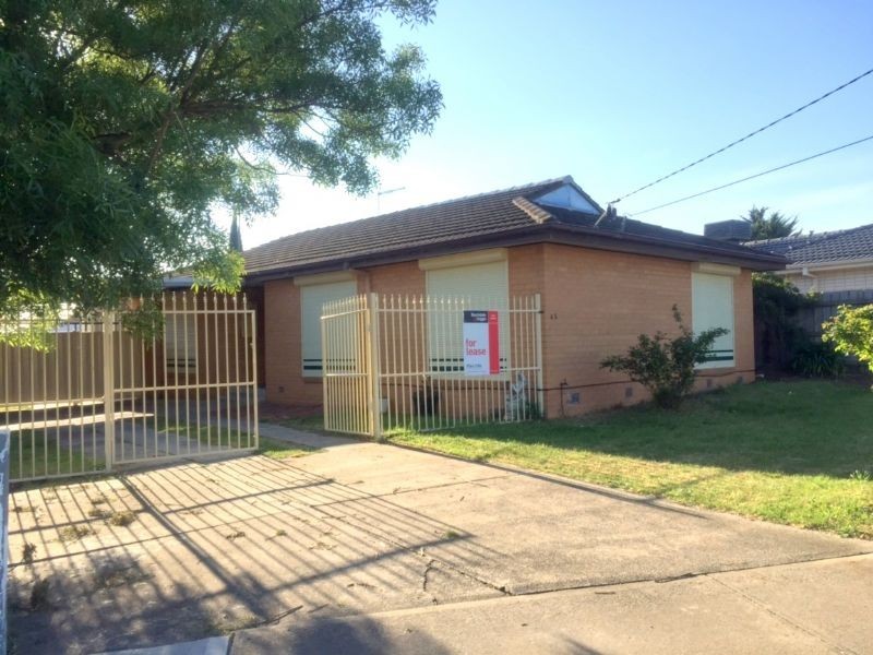 45 Oakwood Road, St Albans VIC 3021