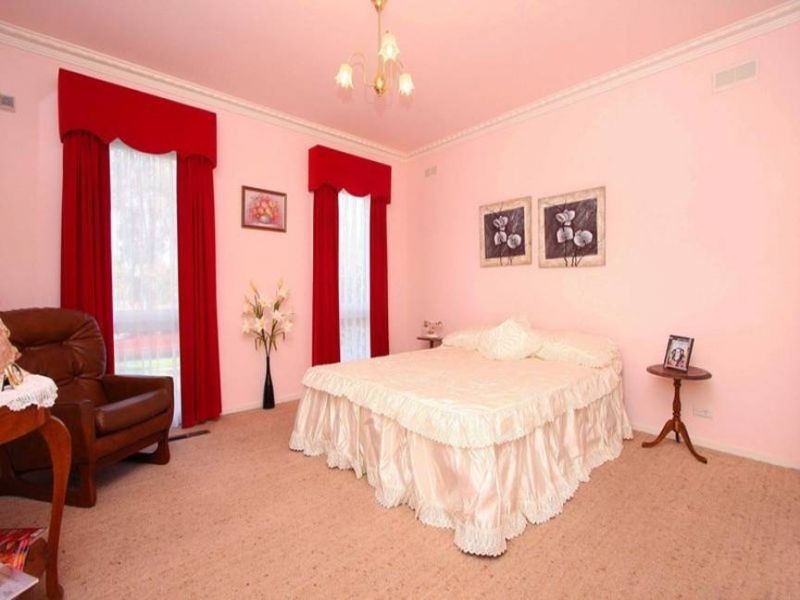 16 Lotis Court, Keilor Downs VIC 3038