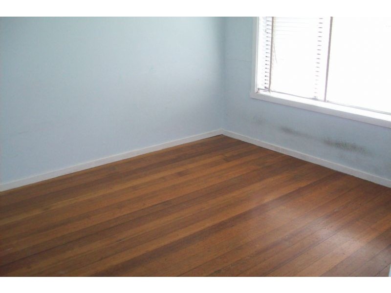 2/13 Adelaide Street, St Albans VIC 3021