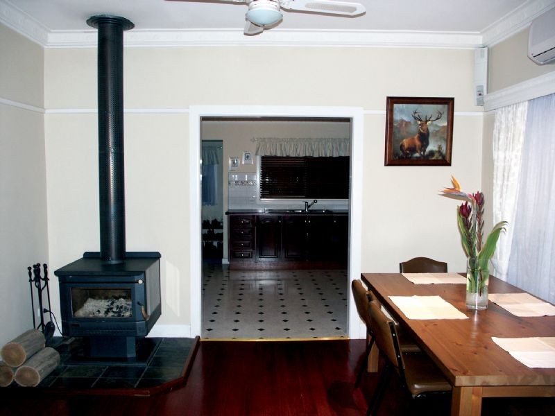 13 KODRE STREET, St Albans VIC 3021