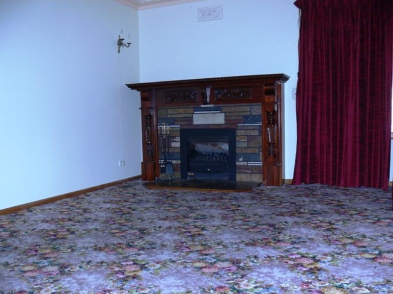 34 Kings Road, St Albans VIC 3021