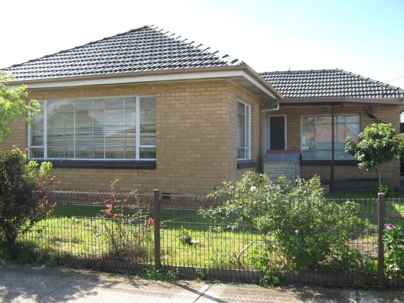 2 McIvor Road, St Albans VIC 3021