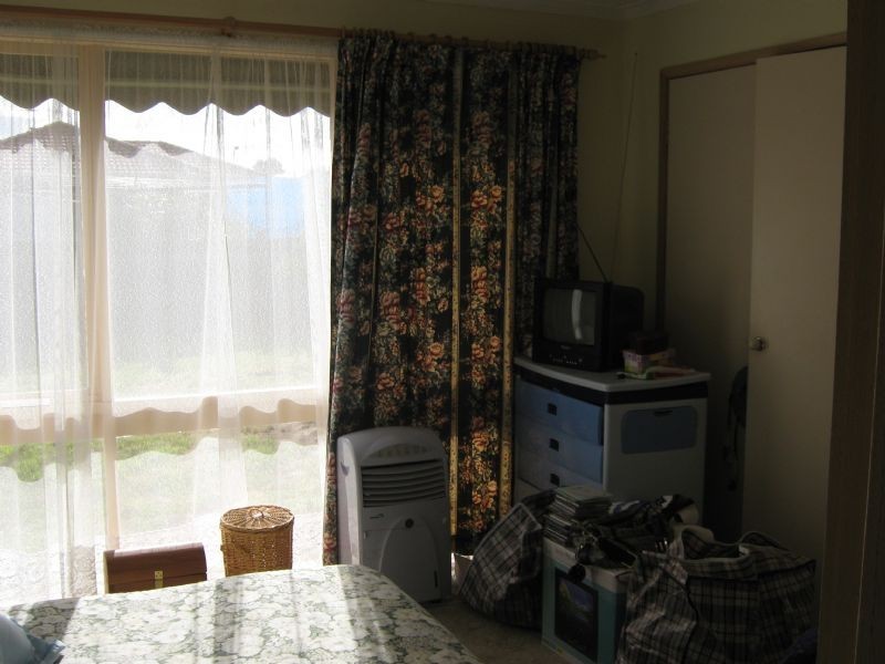 15 Lemco Walk, Delahey VIC 3037