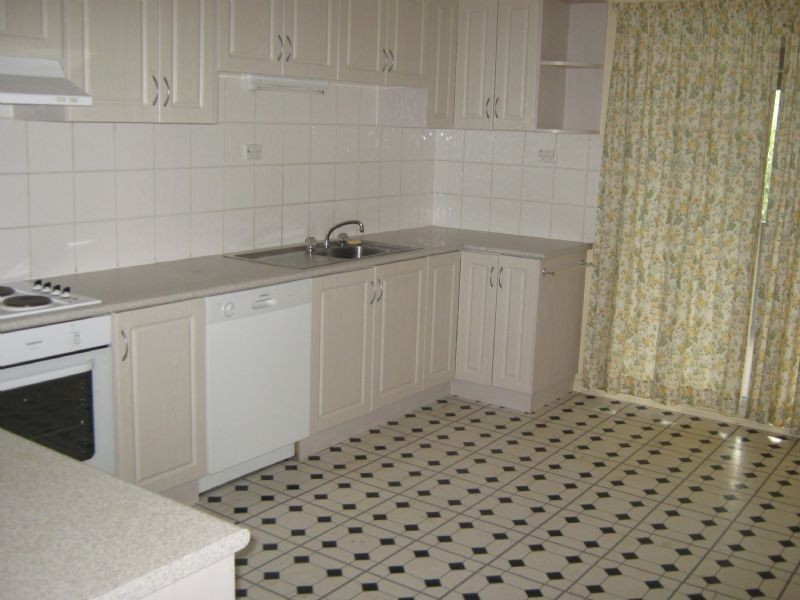 55 Errington Road, St Albans VIC 3021