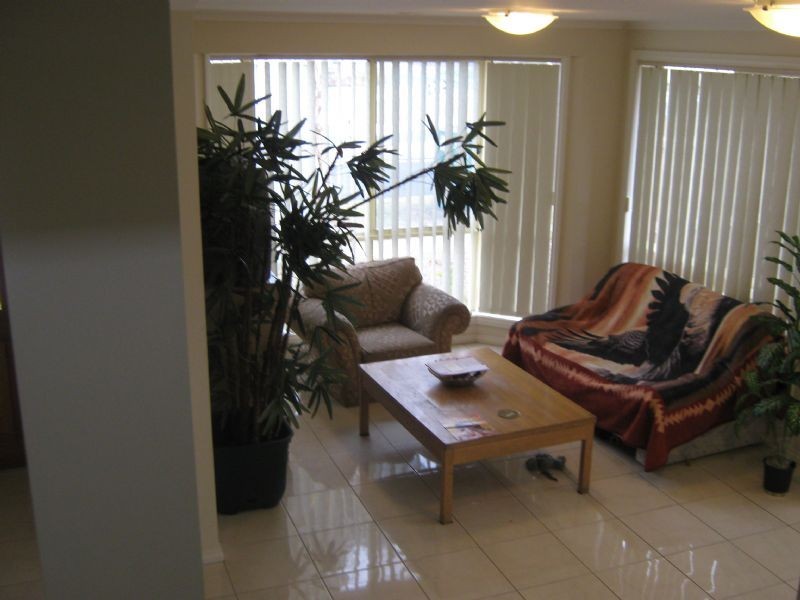 2 Oakwood Road, St Albans VIC 3021