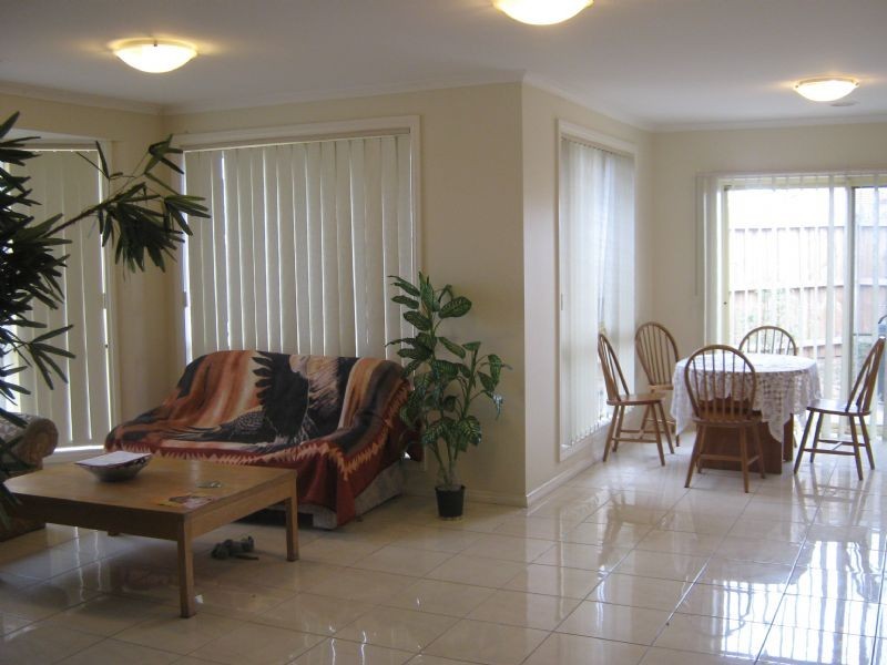 2 Oakwood Road, St Albans VIC 3021