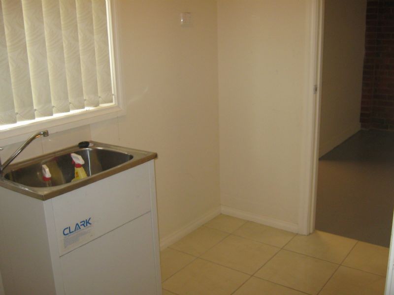 2 Oakwood Road, St Albans VIC 3021