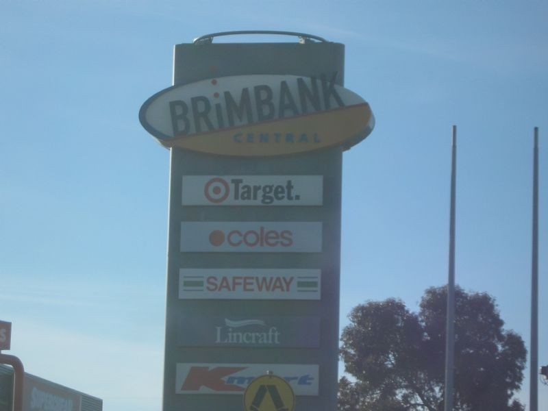 2 Oakwood Road, St Albans VIC 3021