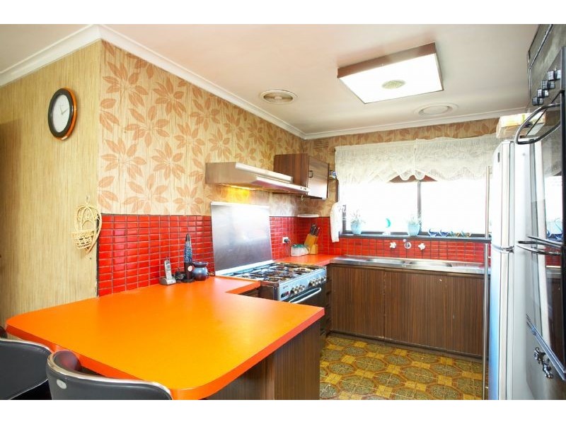 58 Main Road East, St Albans VIC 3021