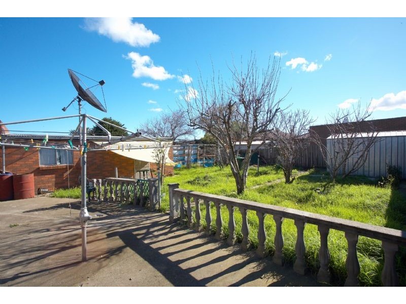 58 Main Road East, St Albans VIC 3021