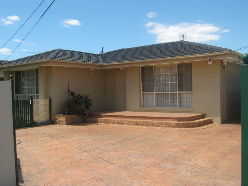 40 Diamond Avenue, St Albans VIC 3021