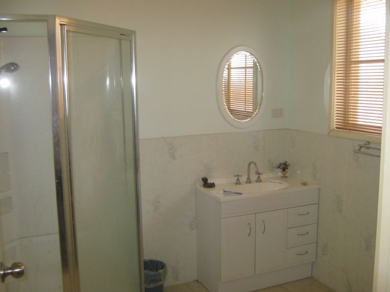 40 Diamond Avenue, St Albans VIC 3021