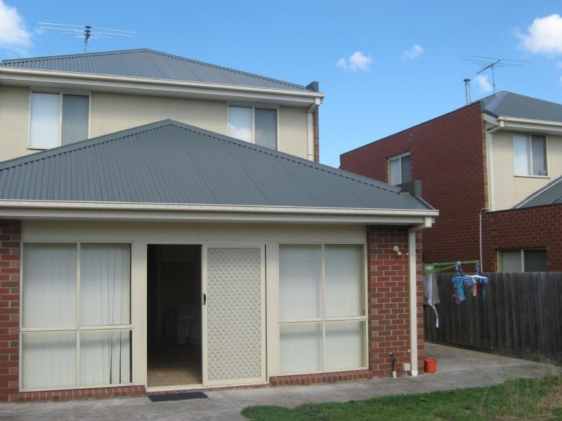 4 Lantern Court, Cairnlea VIC 3023