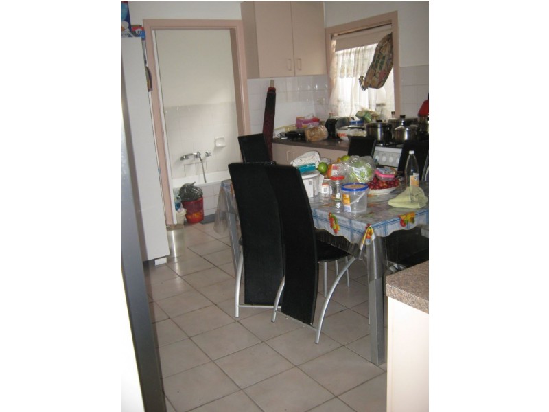 79 Vincent Avenue, St Albans VIC 3021