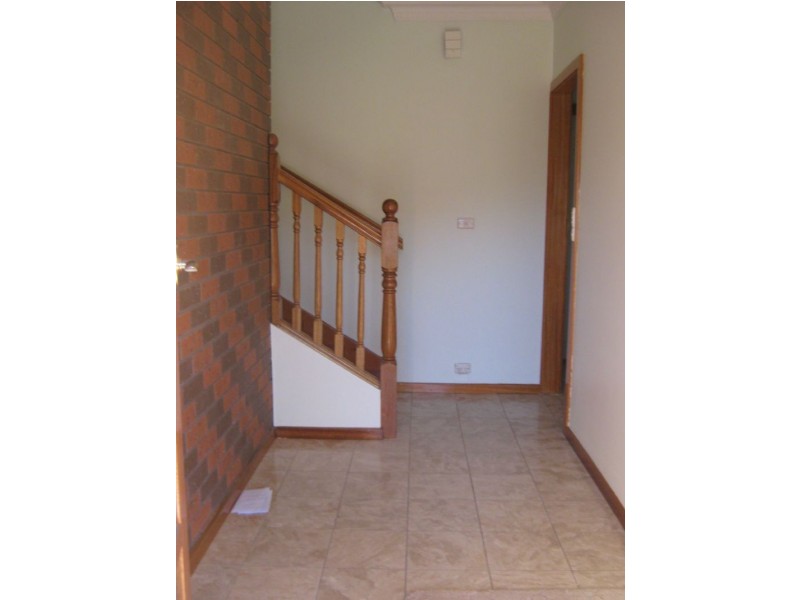 38 EDDIE STREET, St Albans VIC 3021