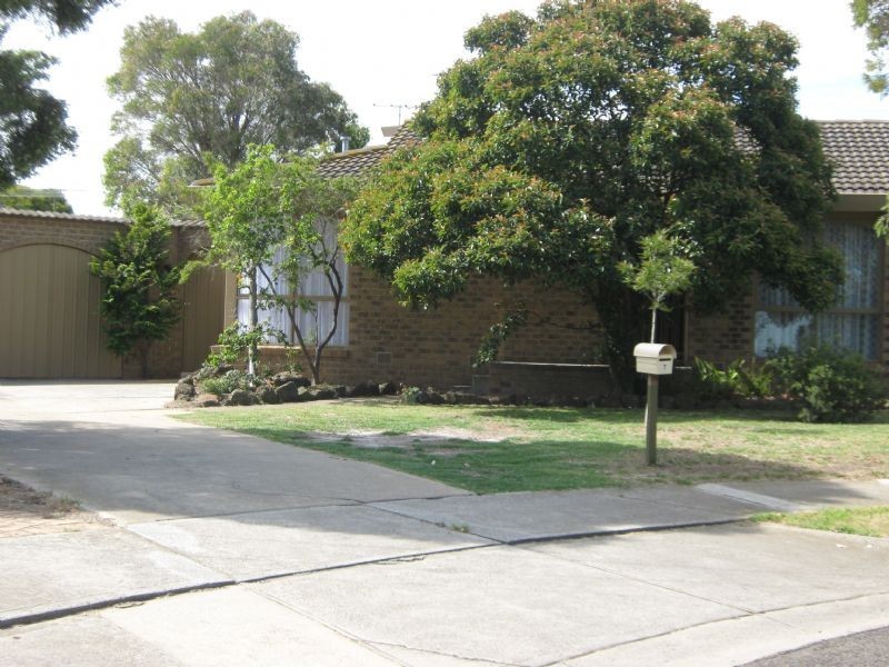 7 Garry Court, St Albans VIC 3021