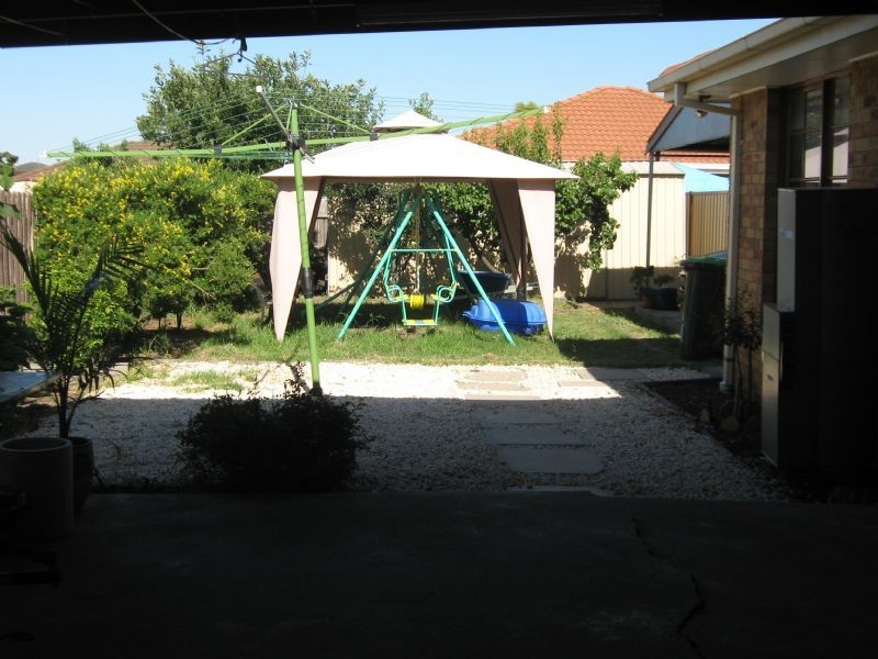 2 Kingsley Place, Delahey VIC 3037