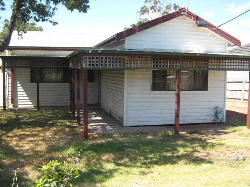 301 MAIN ROAD EAST, St Albans VIC 3021