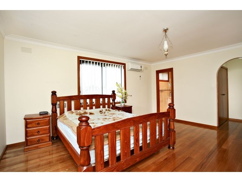 47 Power Street, St Albans VIC 3021