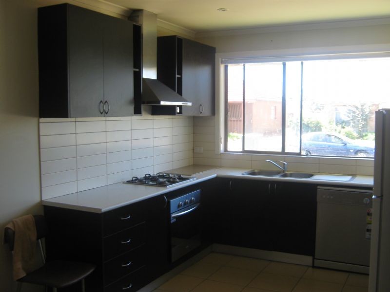 69 Oberon Avenue, St Albans VIC 3021