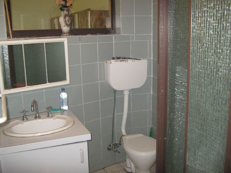 12 Yan Yean Place, St Albans VIC 3021