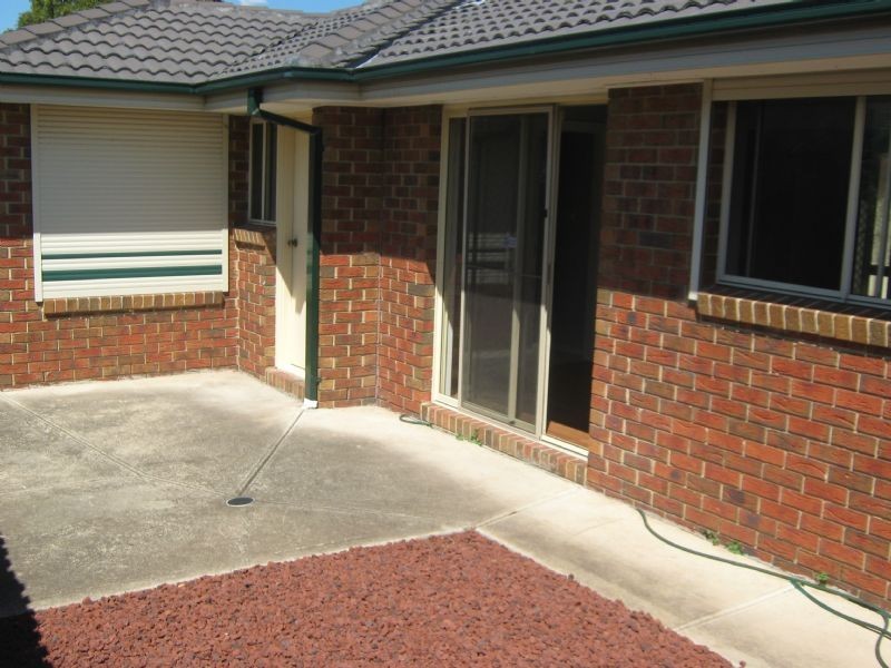 4/23 Albert Crescent, St Albans VIC 3021