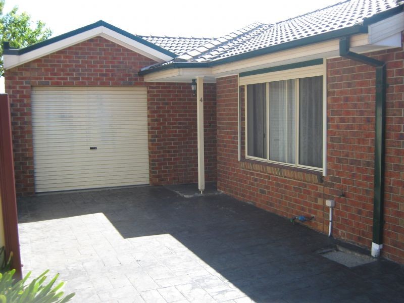 4/23 Albert Crescent, St Albans VIC 3021