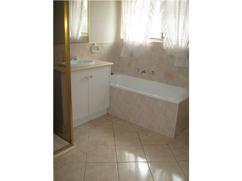 7 Goldsmith Avenue, Delahey VIC 3037