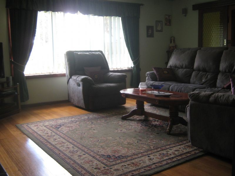 92 East Esplanade, St Albans VIC 3021