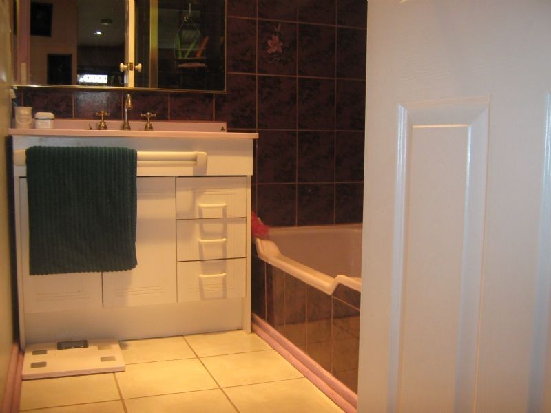 92 East Esplanade, St Albans VIC 3021