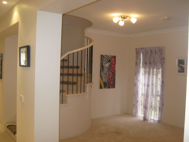 35  Edgewater Circuit, Cairnlea VIC 3023