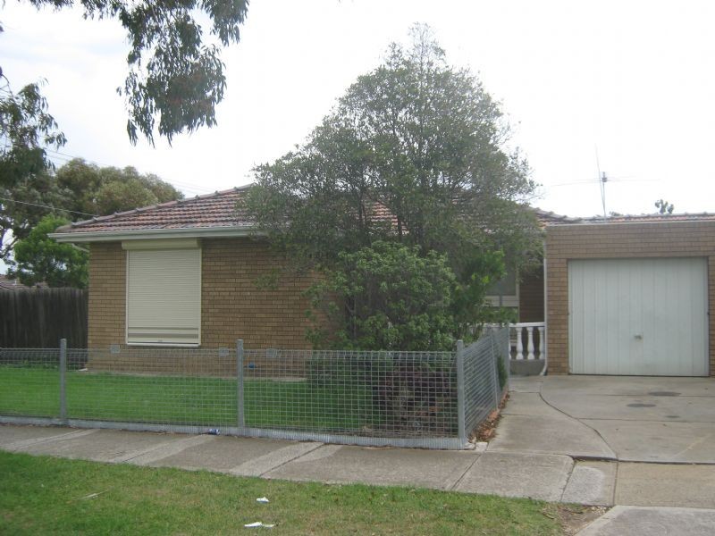 1/20 Adelaide Street, St Albans VIC 3021