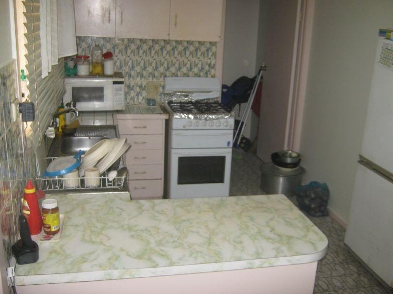 1/20 Adelaide Street, St Albans VIC 3021