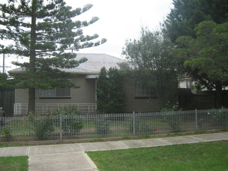 27 Kate St, St Albans VIC 3021