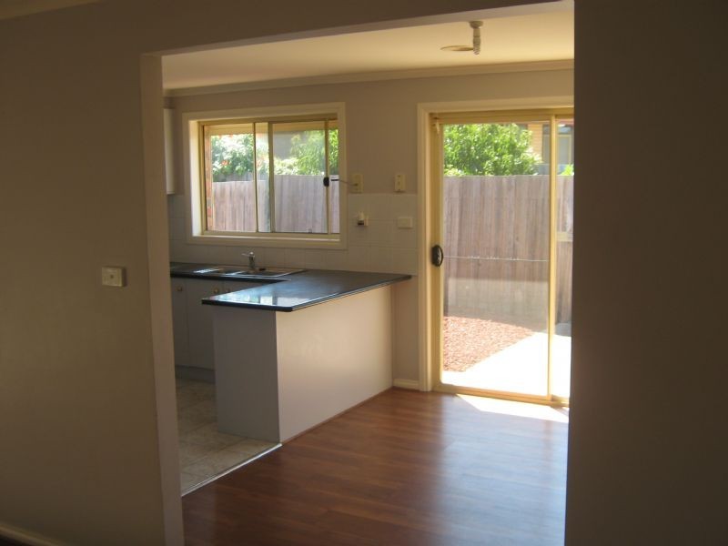 4/23 Albert Crescent, St Albans VIC 3021