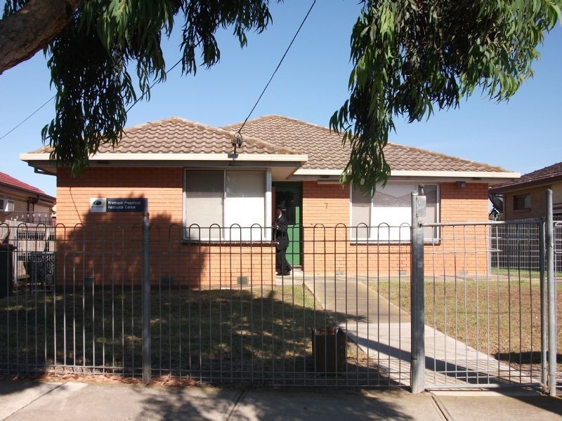 7 Rhodes Street, St Albans VIC 3021