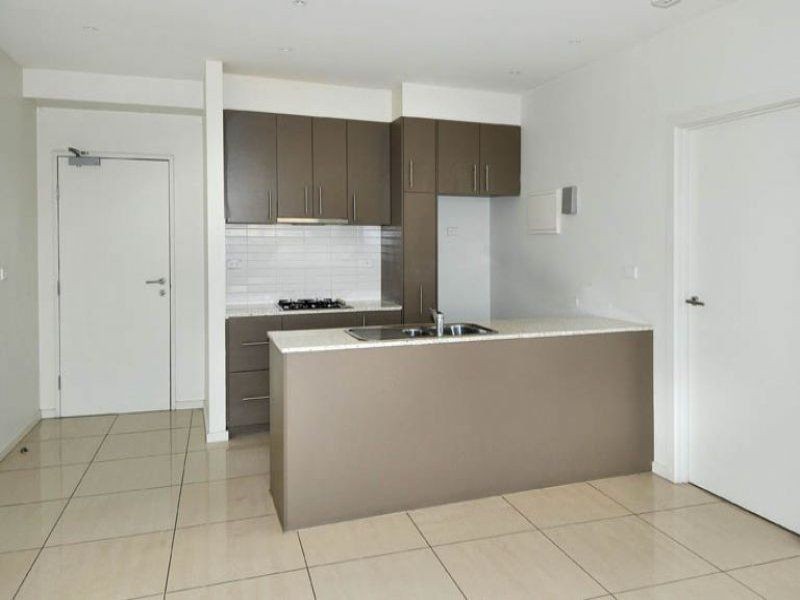 203/30-32 East Esplanade, St Albans VIC 3021