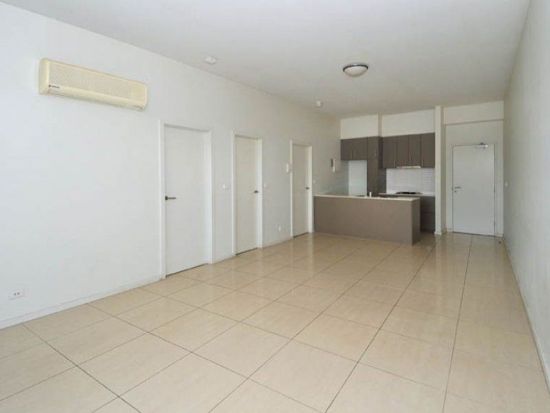 204/30-32 East Espanade, St Albans VIC 3021