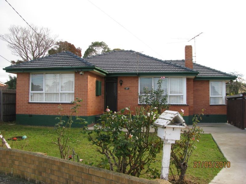 11 Breydon Court, St Albans VIC 3021