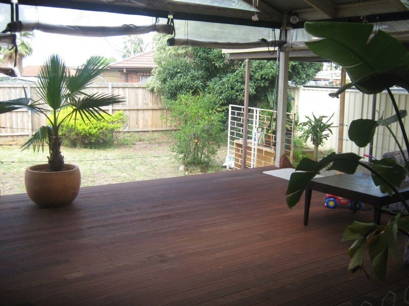 33 Entally Drive, St Albans VIC 3021